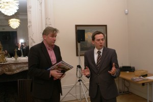 Debatų klubas su užsienio reikalų ministru A. Ažubaliu (2011 m.)